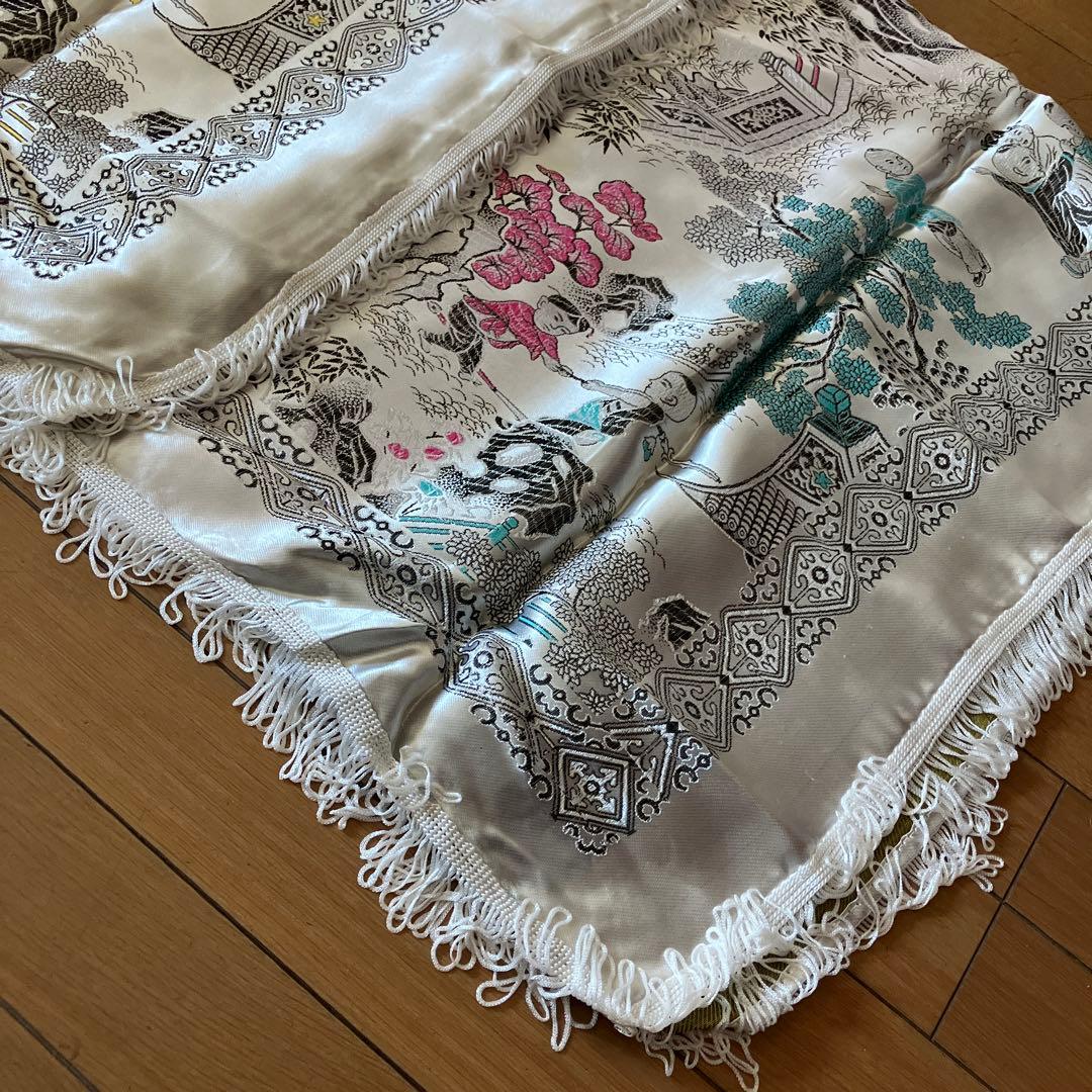 中国シルク　大判テーブルクロス