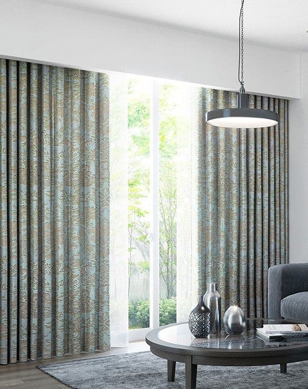 サンゲツカーテン。