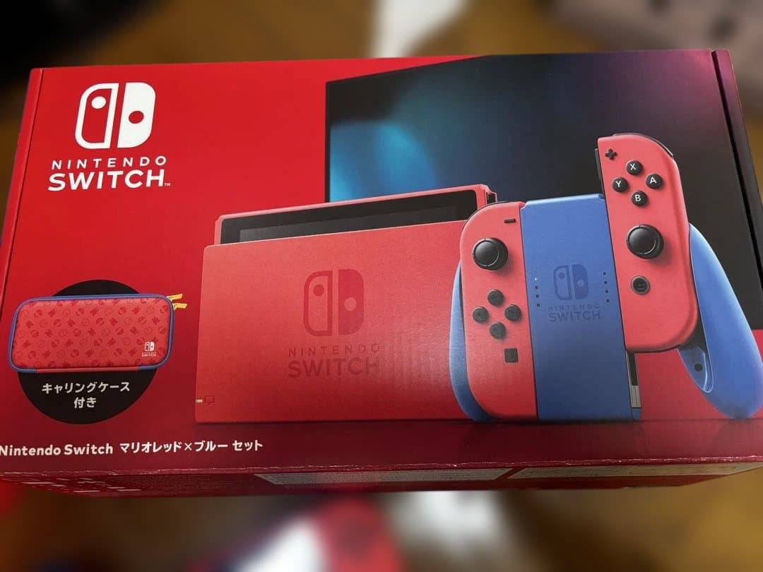 シ*ン様 任天堂Switch 本体　マリオレッド