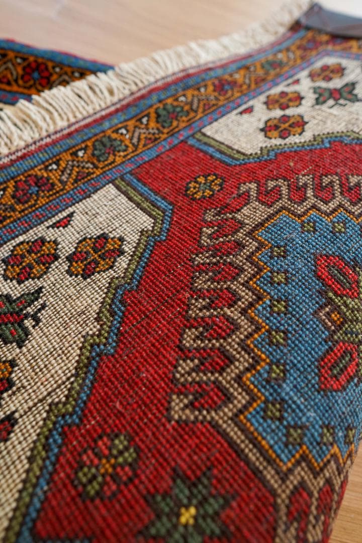 97×63cm ペルシャ絨毯 ヤラメ