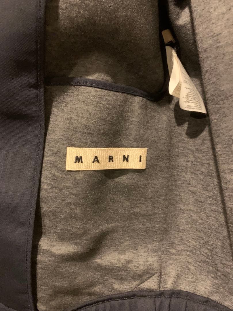 ふ*う様 MARNI ネイビー ジャンパー44(S)