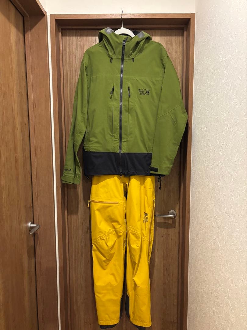 期間限定　 マウンテンハードウェア　スノーウェアセット M