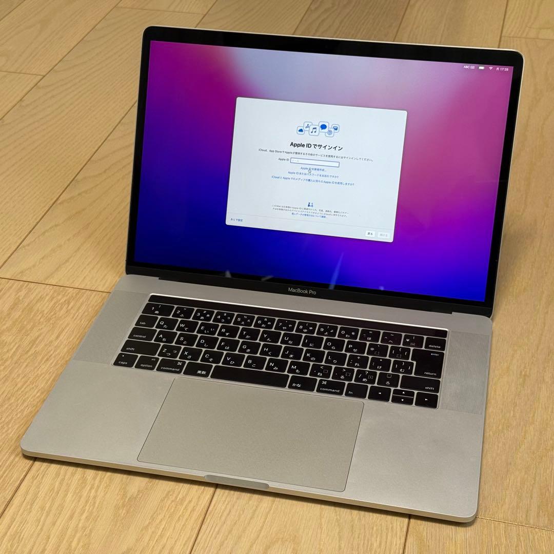 MacBook本体 MacBook Pro (15-inch, 2016, Radeon Pro)