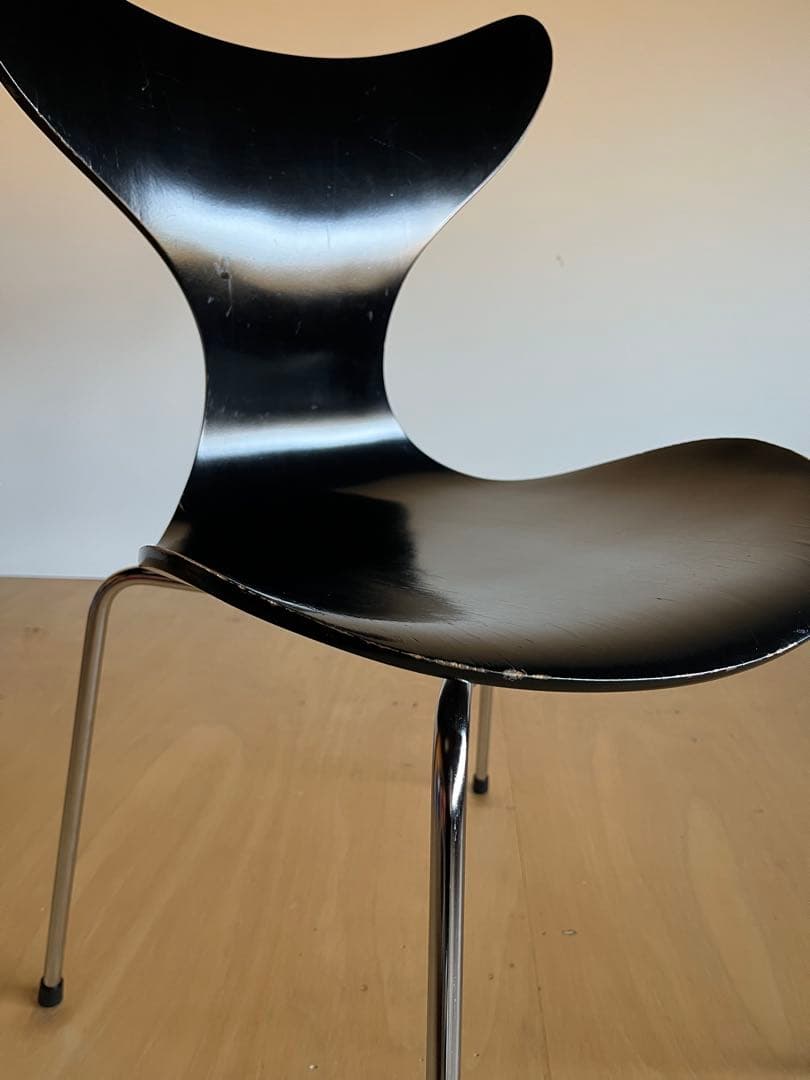 Arne Jacobsen 3108 Lily Chair エイトチェア