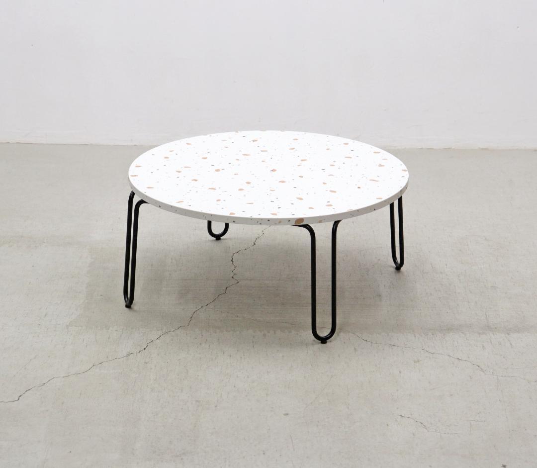 カリガリス コヌビア STULLE スツーレ ラウンドテーブル センターテーブル