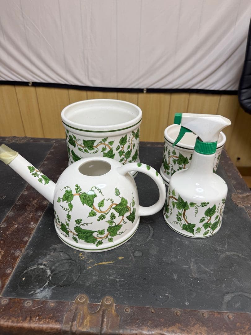 ☆アイビー柄の陶器セット