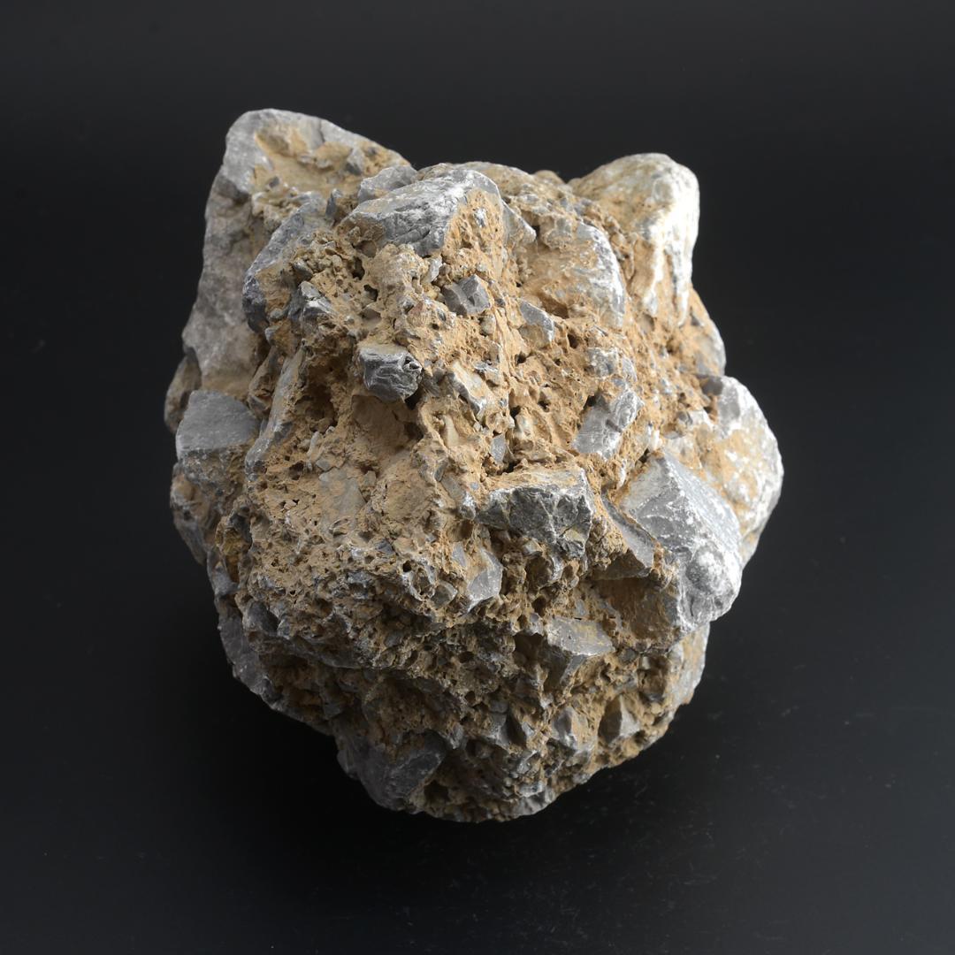 さざれ石（石灰質角礫岩 W22.8cm/D18.5cm/H17.5cm）093