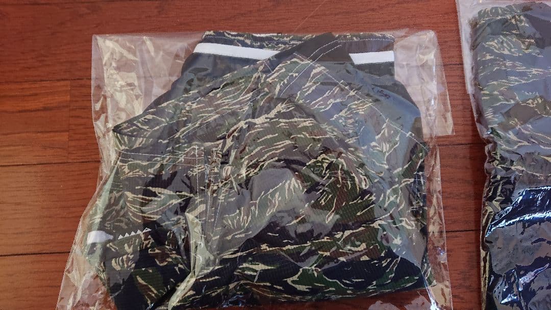 マウンテンマーシャルアーツ　MMA ショーツ&シャツ