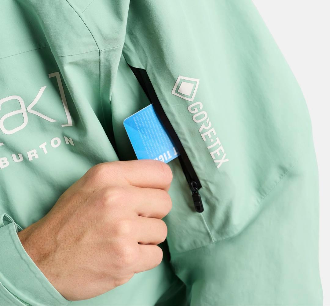 最新モデル特価処分バートン [ak] CYCLIC GORE-TEX 2L JK