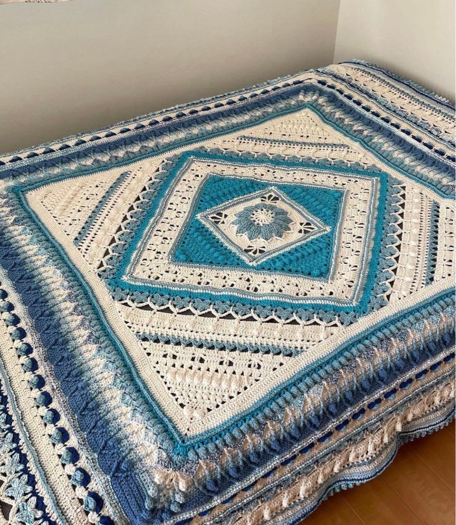 マルチカバー　モチーフ　ブランケット