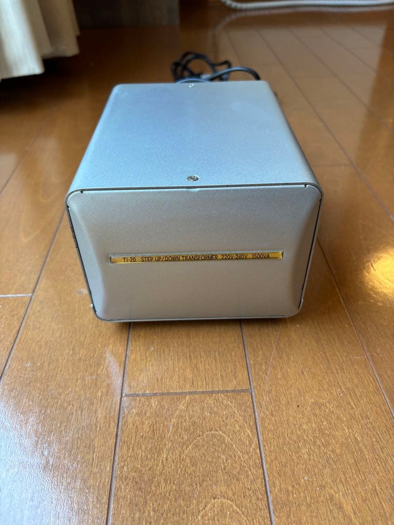 カシムラ TI-20 アップダウントランス 100V/220~240V