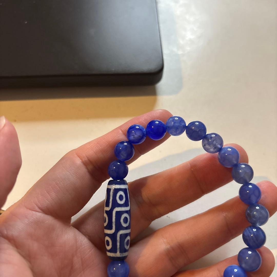 老玉髄逆！九眼天珠！すごいパワー！ズーンとくる！