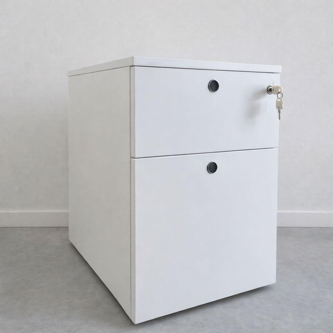 ✨ Fantoni ファントーニ サイドワゴン 2段 新品未使用 鍵付き