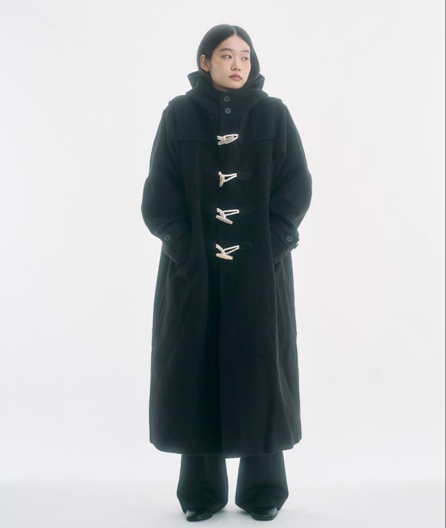 【ココくん】FEKETE ハイフードロングダッフルコート