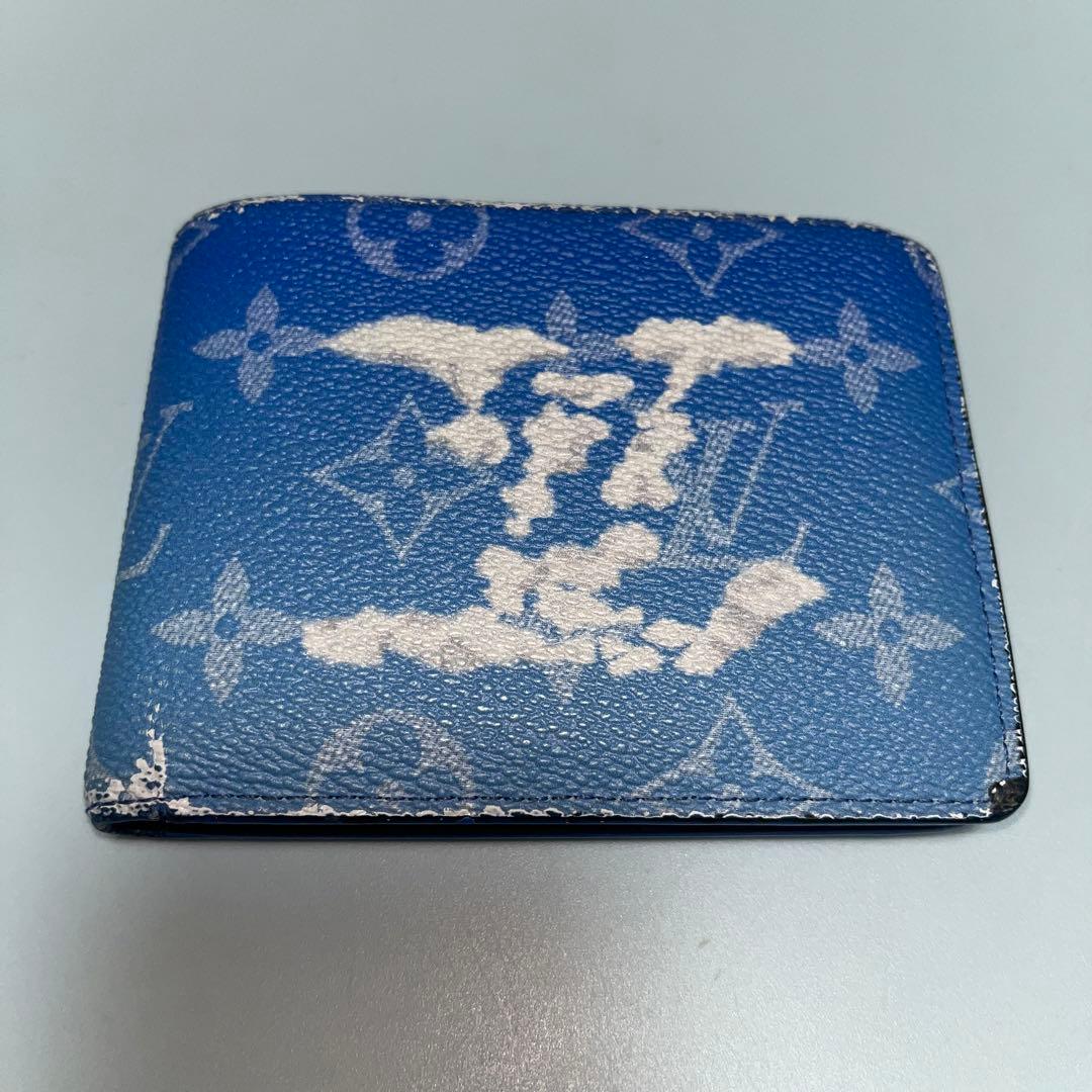LOUIS VUITTON 二つ折り財布 M69742 雲　モノグラムクラウド