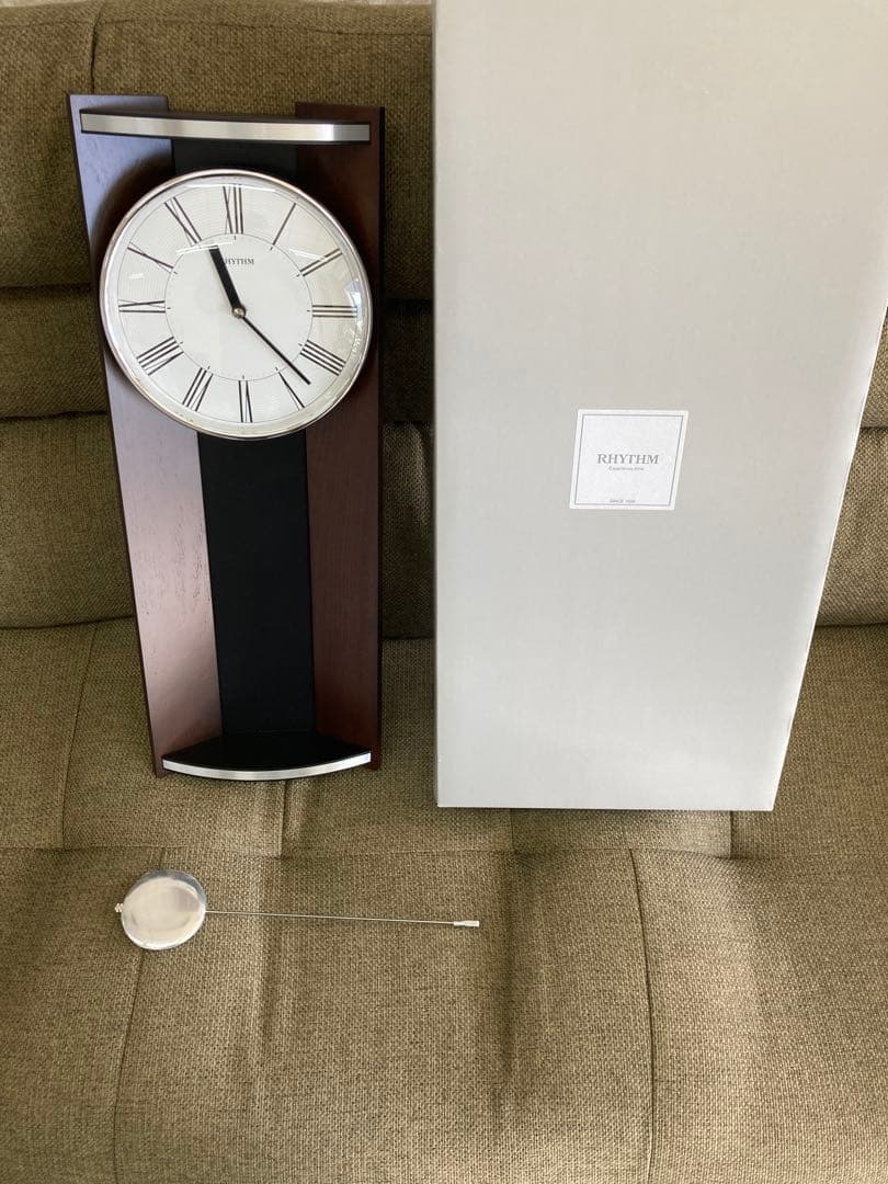RHYTHM 掛時計　未使用品