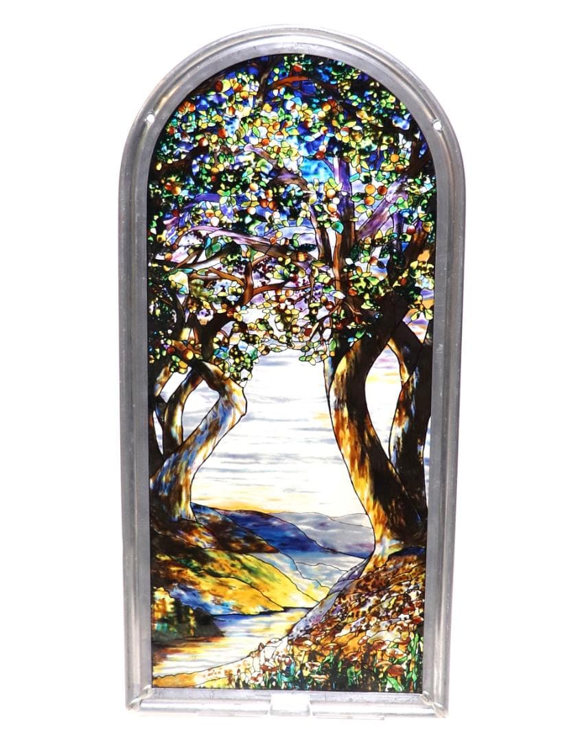 ルイスティファニー 縦型 ヴィンテージステンドグラス ダナー記念碑のウィンドウ