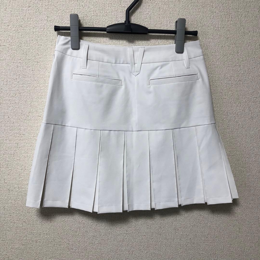 【新品・未着用】デサントゴルフ　スカート