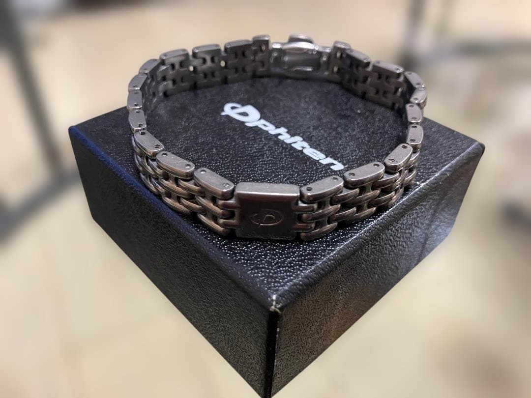 Phiten チタンブレスレット