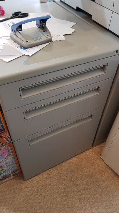 オフィス用の棚！（タイヤ付き）