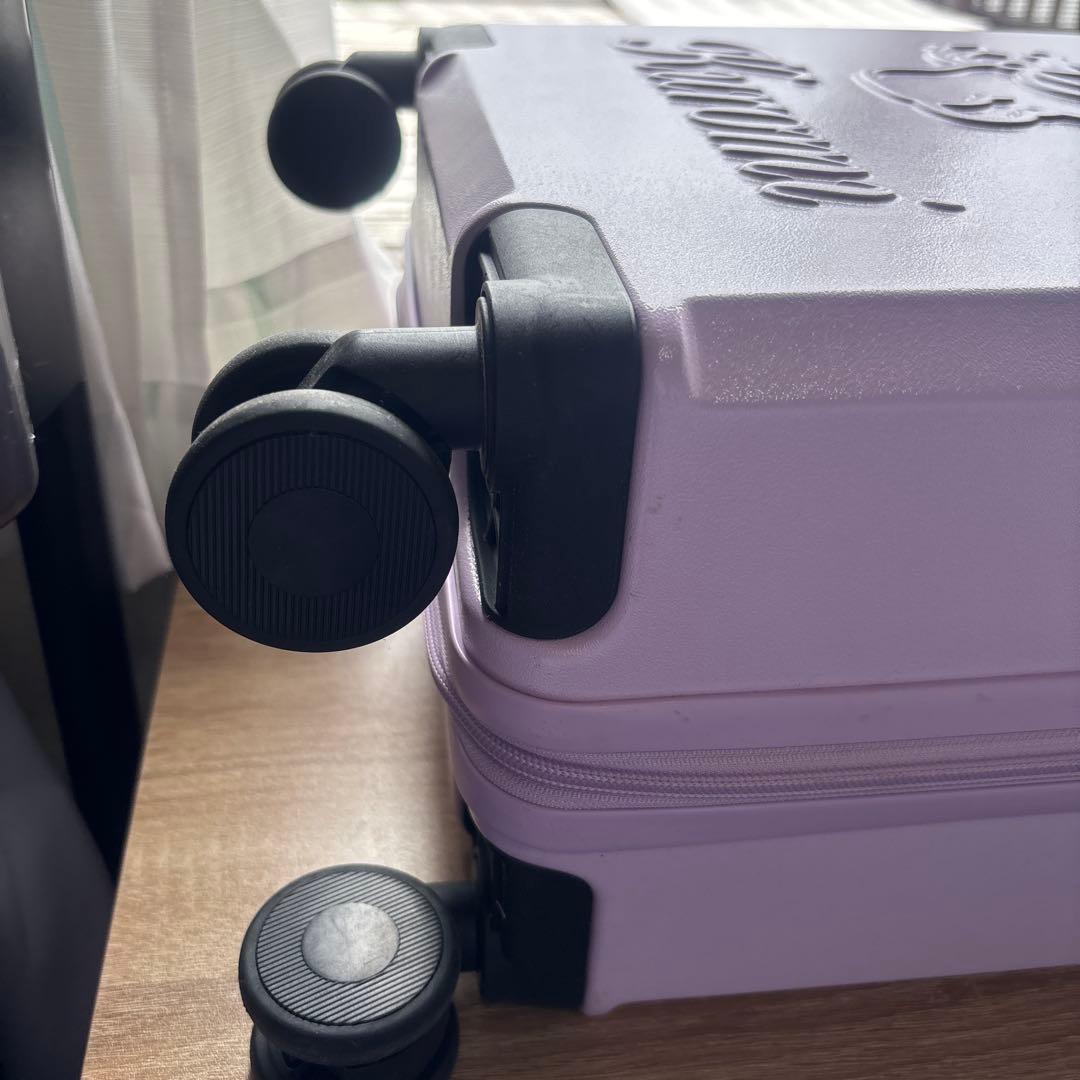 新品未使用品　サンリオ　クロミ　キャリーケース　キャリーバッグ　ロック付き