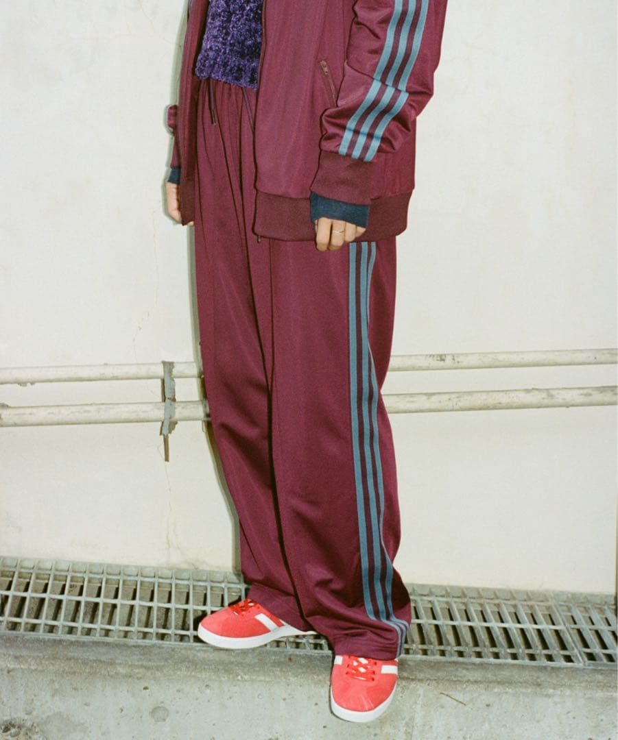 【美品】adidas トラックパンツ　バーガンディ