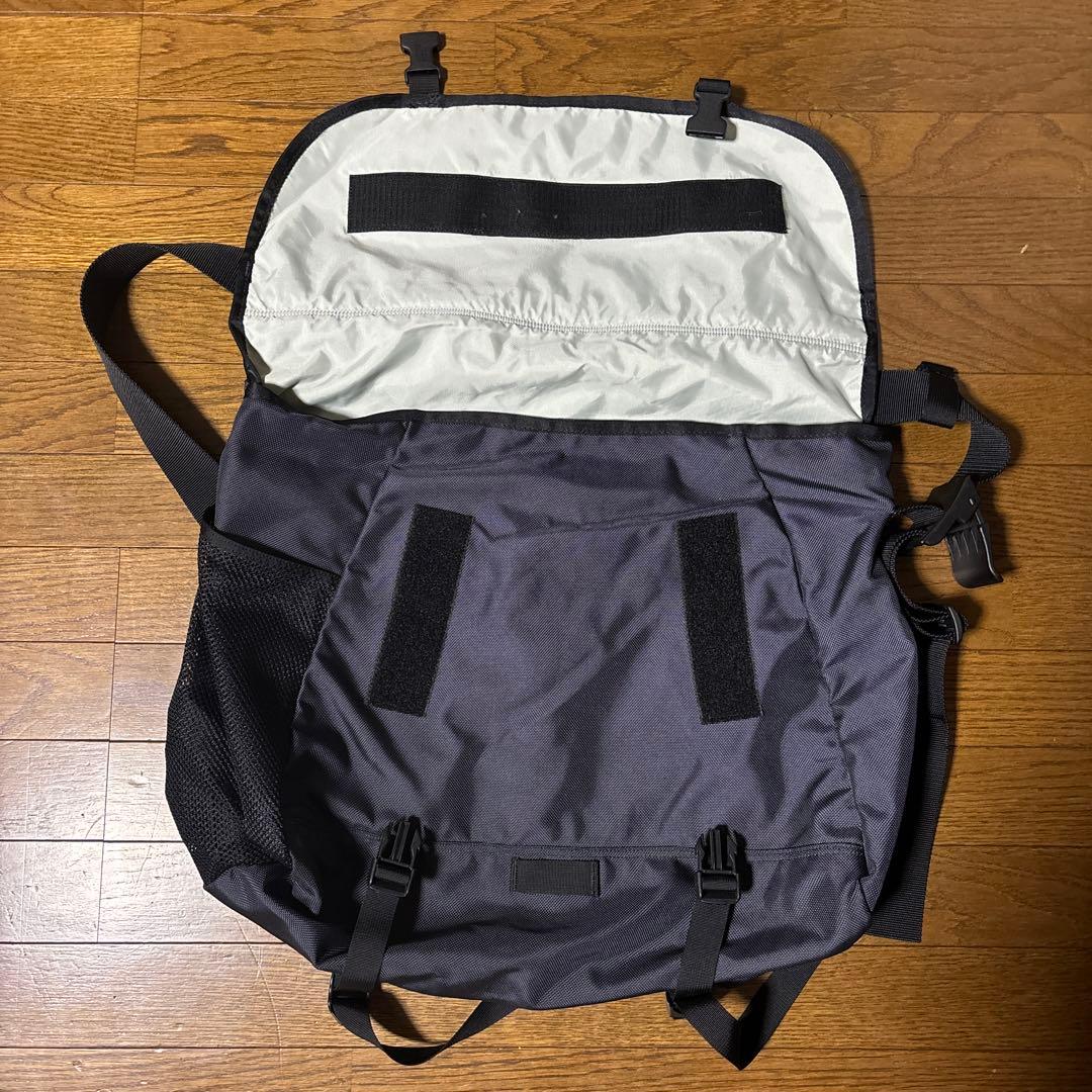 Patagonia クリティカルマス メッセンジャーバッグ ネイビー 大容量