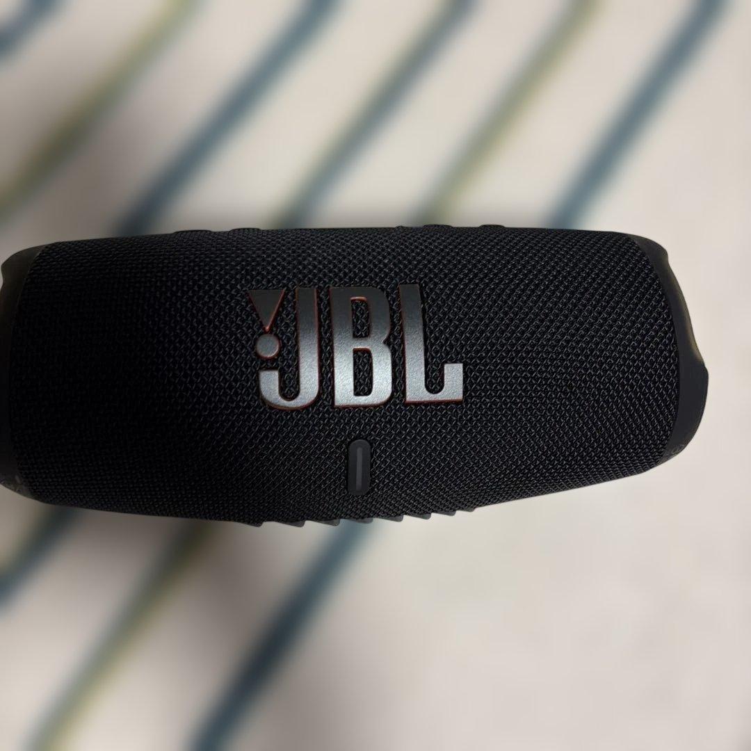 JBL ワイヤレススピーカー charge 5 ブラック　箱付き