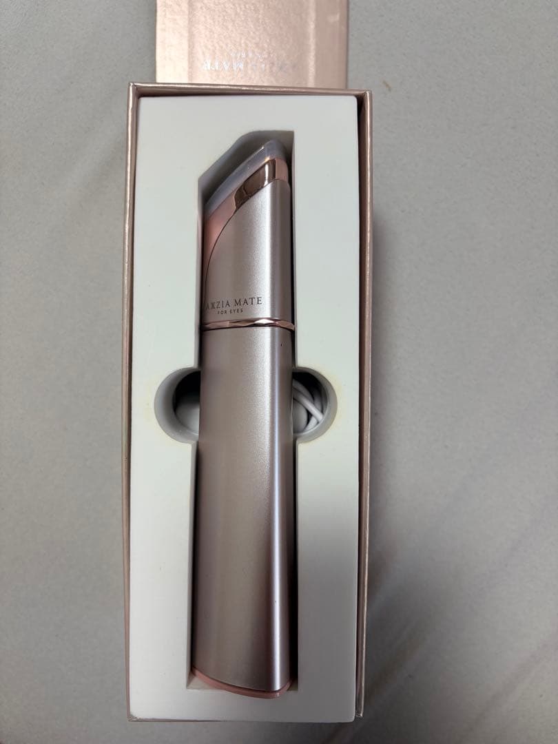 アクシージア　AXZIA MATE目元ケア美容器