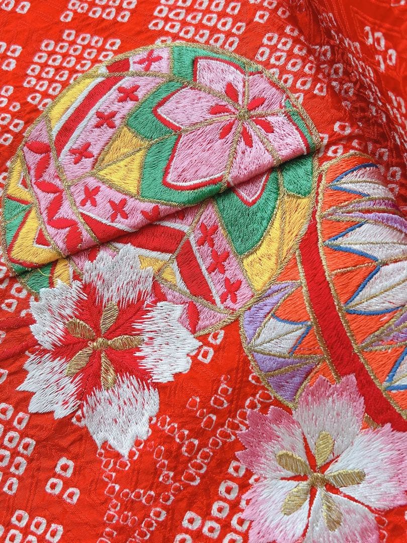 【最終値下げ】七五三 7歳着物 赤 総絞り 正絹