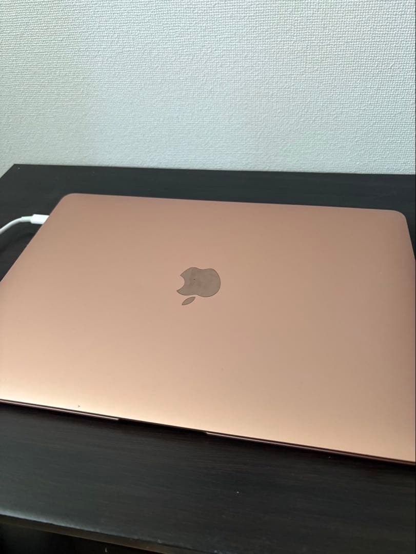 ぽ*ぽ様 MacBook Air 本体　ジャンク品
