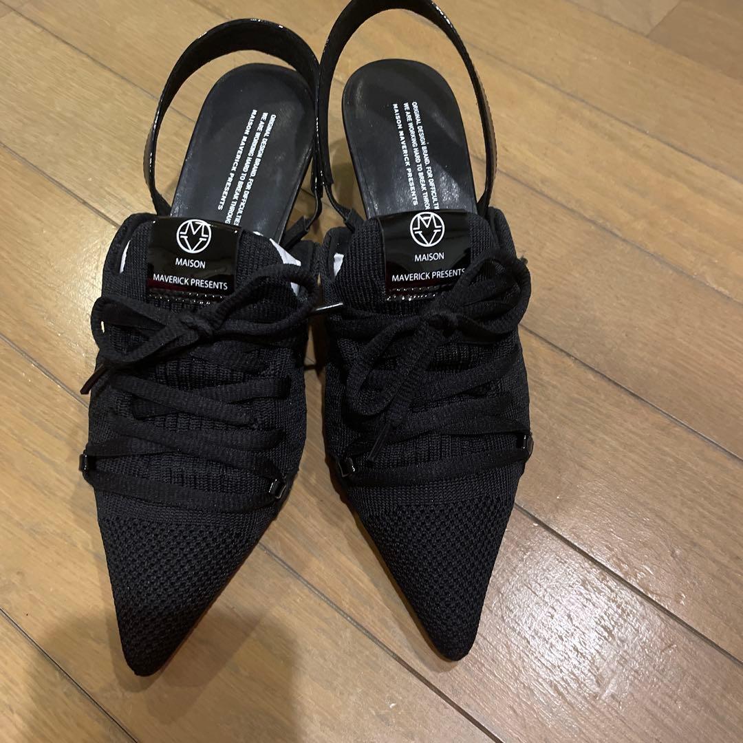 MAISON MAVERICK PRESENTS ブラックパンプス