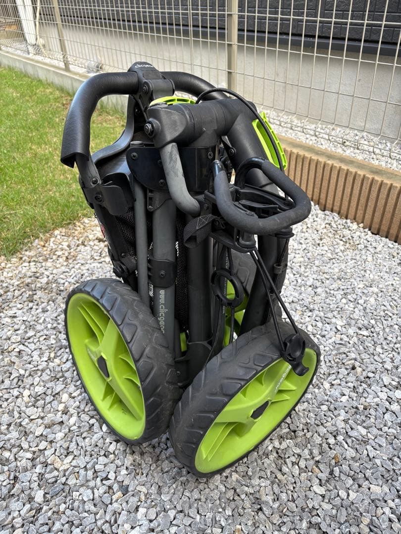 clicgear: ゴルフ手押しカート(折りたたみ式) 豪