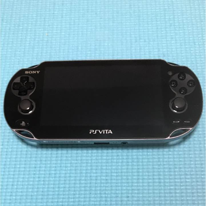 PS Vita 本体  充電器&メモリカード8GB付き