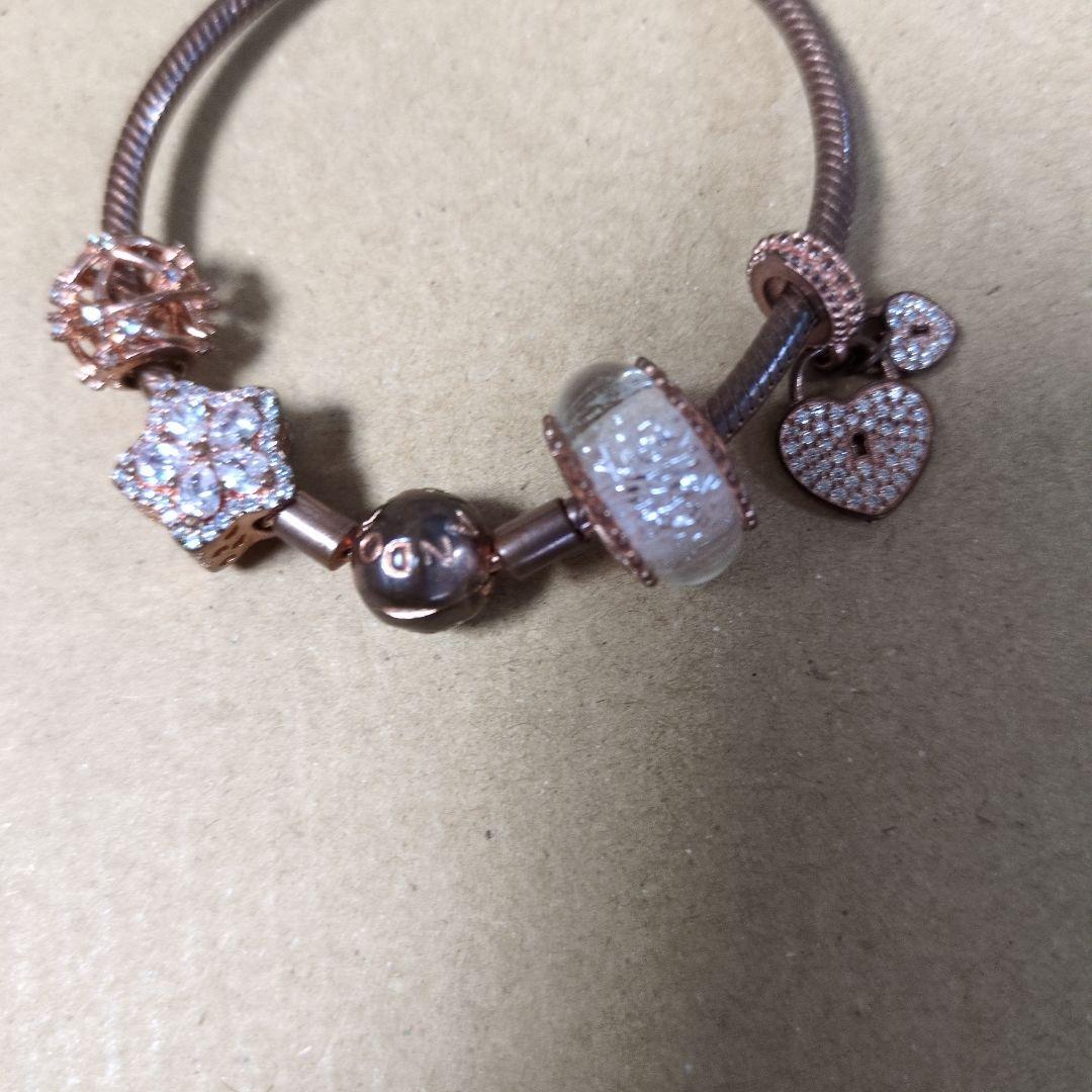 pandora ローズゴールド ビーズ ハートチャーム ブレスレット