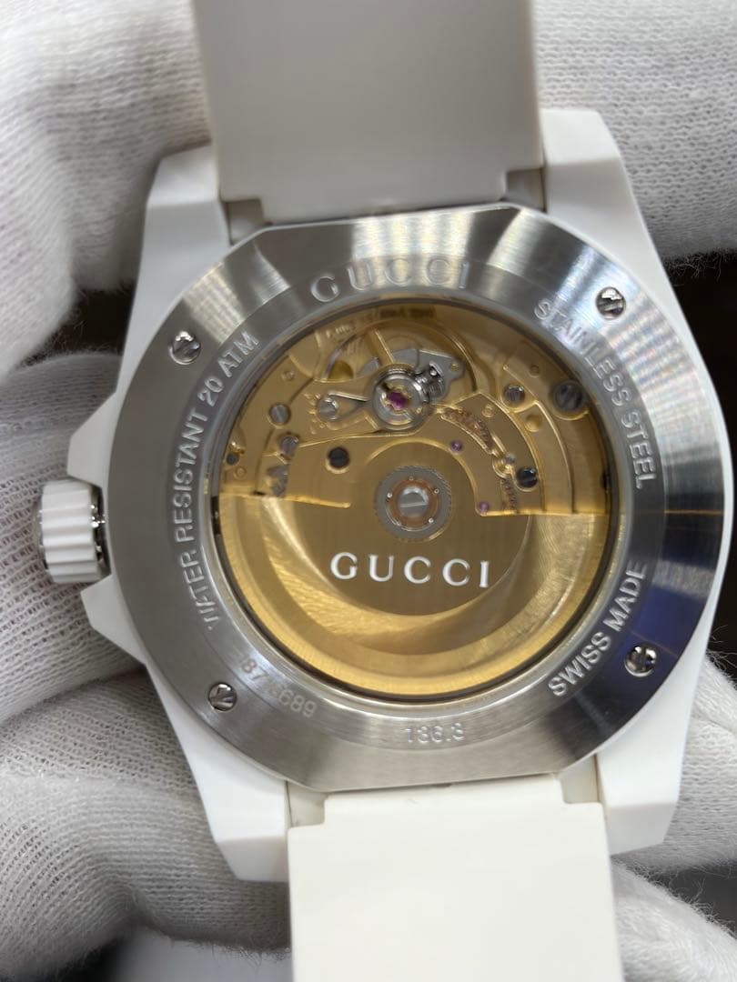 GUCCI 自動巻き時計 YA136344