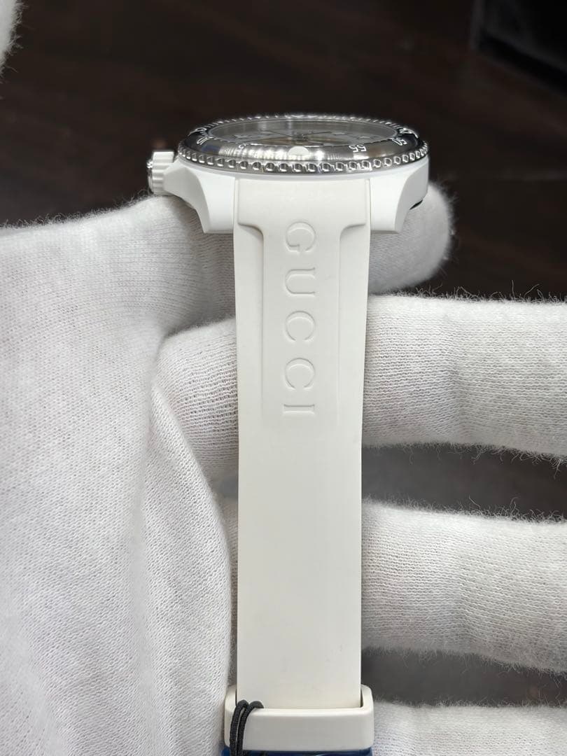 GUCCI 自動巻き時計 YA136344