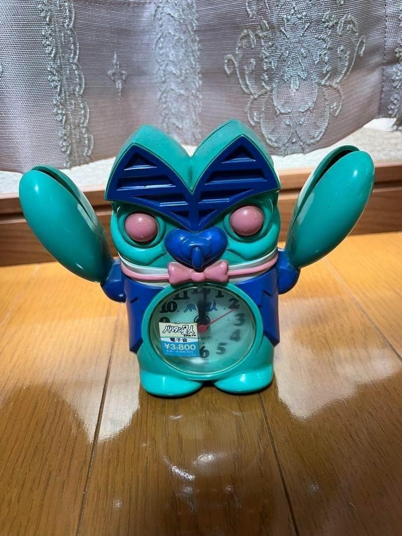 SEIKO バルタン星人 レトロ時計 円谷プロ　動作OK 120 400 150