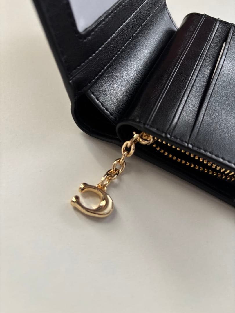 COACH 二つ折り財布 ブラック レザー