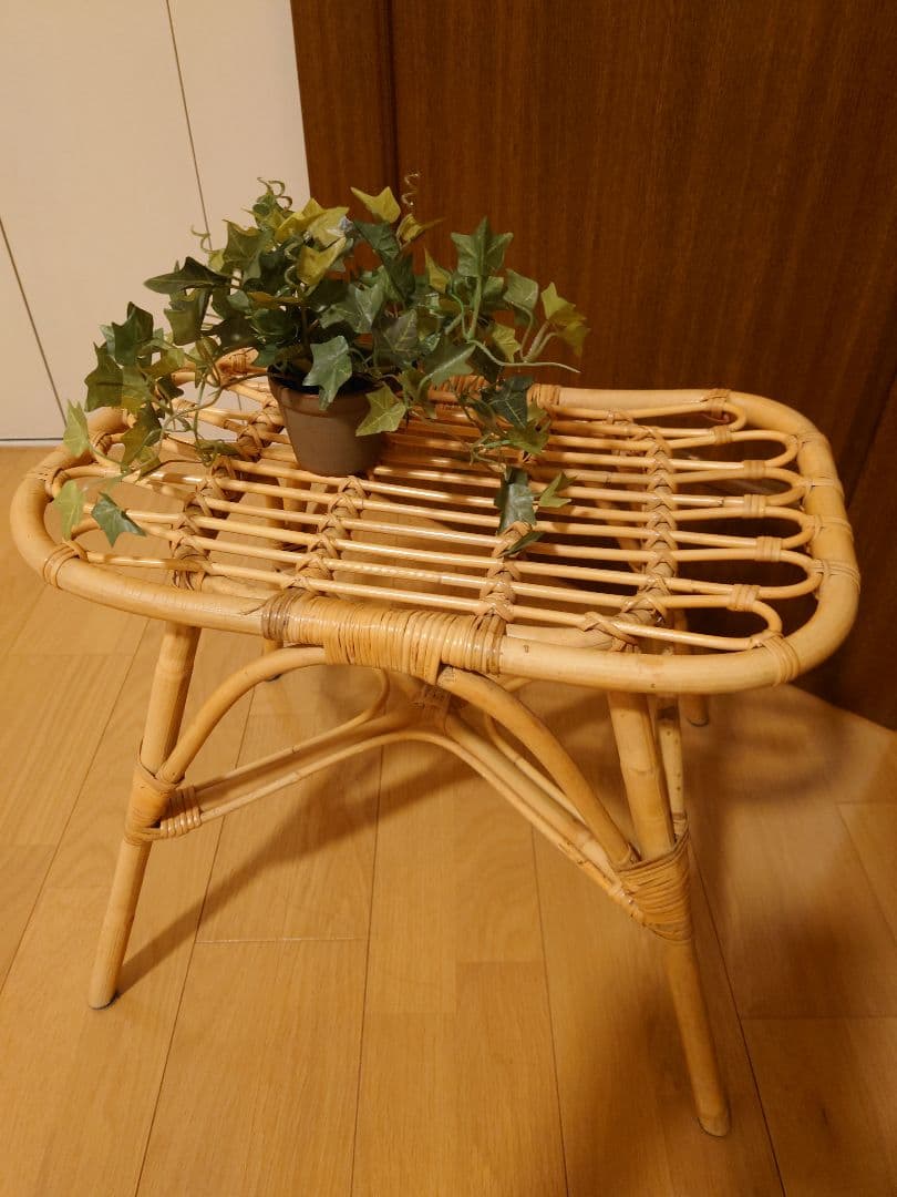 ラタンスツール JUGLAS RECT（ユグラ レクト）