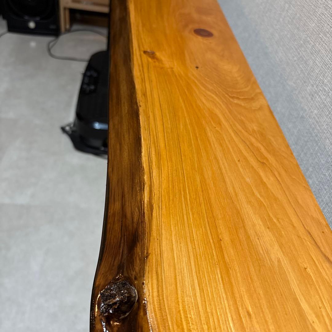 無垢材カウンターテーブルor棚