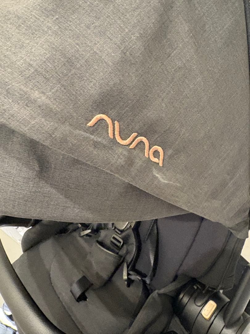 nuna ベビーカー イクサ リベテッドローズ　直接受け渡しでお値引き