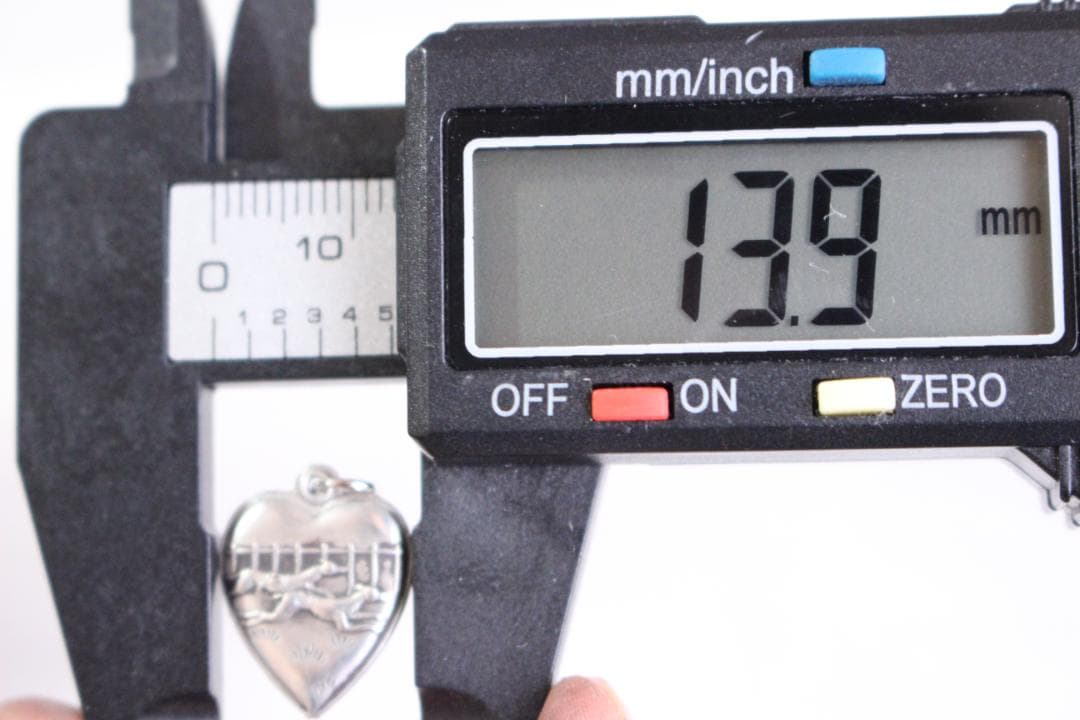 40s　スウィートハートジュエリー　WW2　シルバー 　　犬　レースドッグ