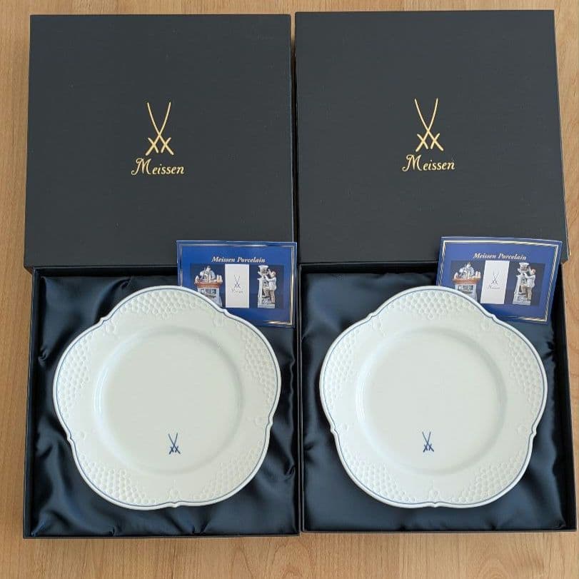 Meissen 2006年イヤープレート 　ホワイト　 2枚セット　ビンテージ