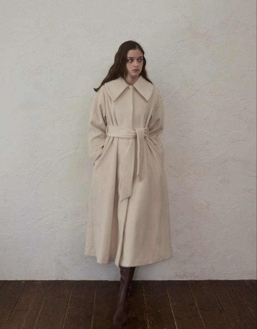 yilon クリーム色 ベルト付きロングコート