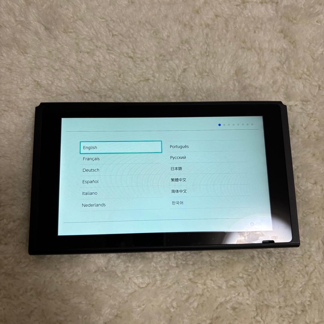 Nintendo Switch 本体　初期化済み （ジョイコンなし）