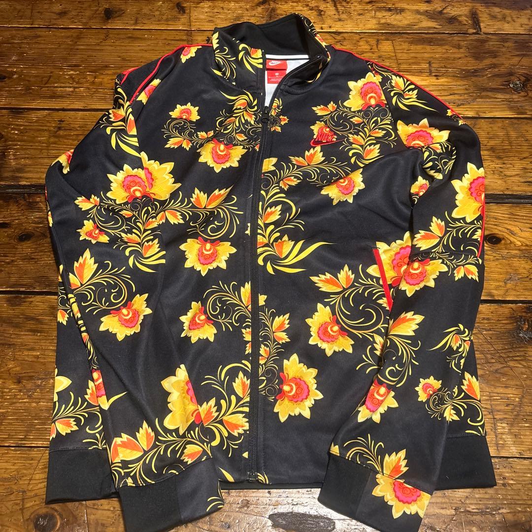 NIKE花柄ジャージセット