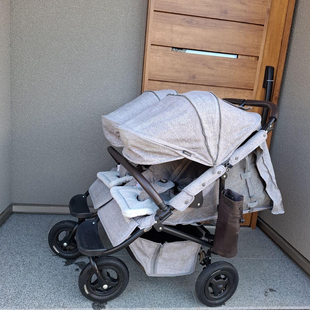 双子ベビーカー　ココダブルフロムバース