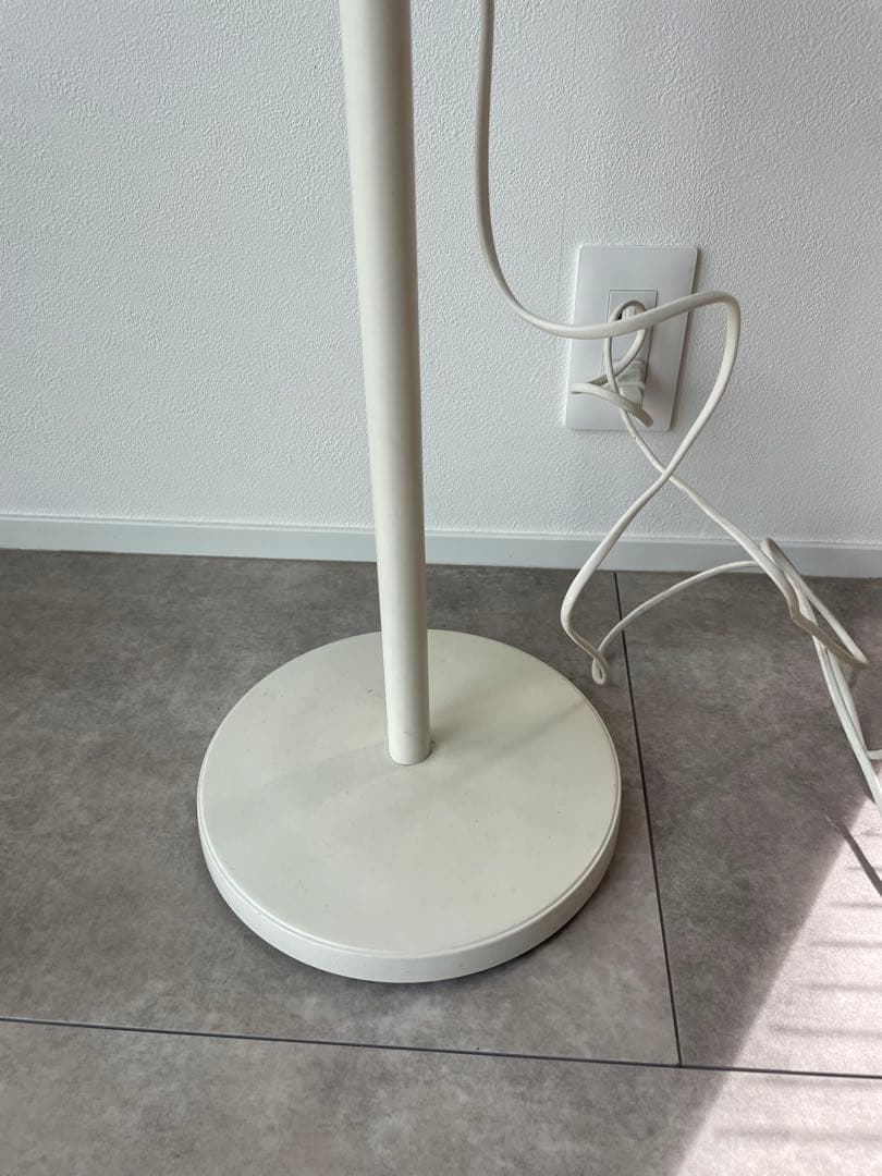 IKEA イケア　トロール TRAL フロア　読書ランプ