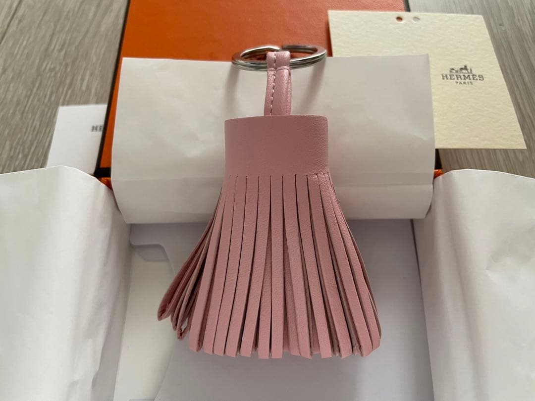 【新品】カルメン　ローズサクラ　エルメス